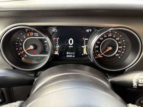 Used 2021 Jeep Wrangler Sport S image 15