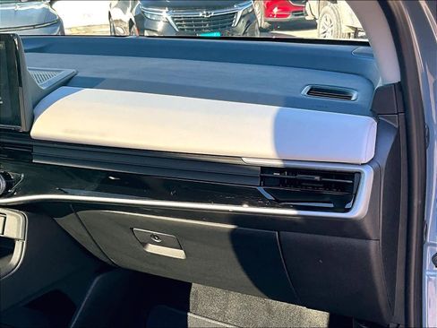 Used 2024 Honda Prologue Touring image 13