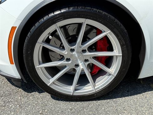 Used 2016 Chevrolet Corvette Z06 w/ 3LZ Preferred Equipment Group image 21