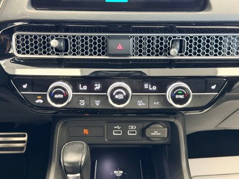 Used 2022 Honda Civic Sport Touring image 13