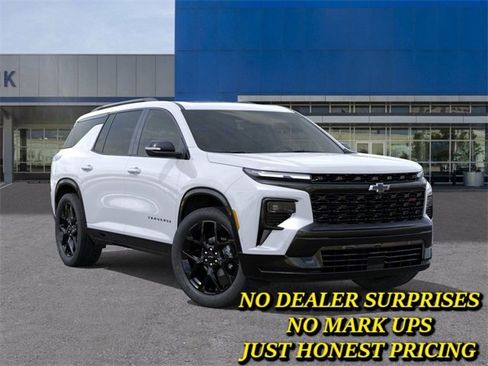 New 2026 Chevrolet Traverse RS image 7