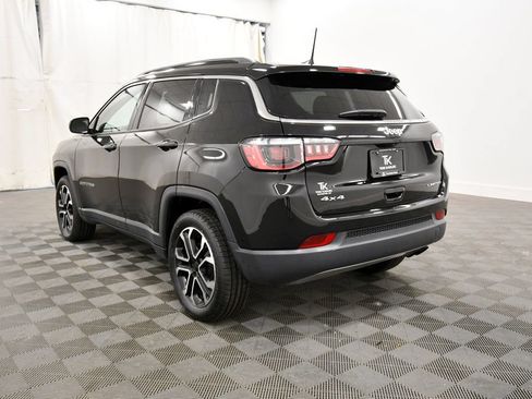 Used 2022 Jeep Compass Limited AWD/4WD image 5