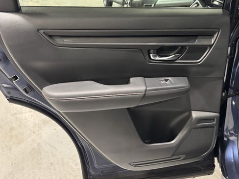 Used 2024 Honda CR-V Sport image 32