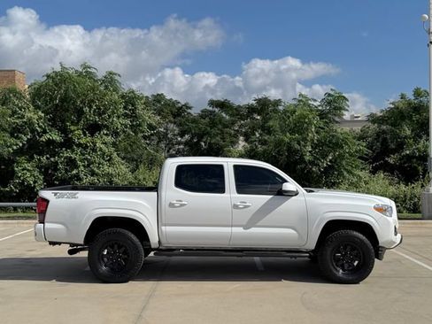 Used 2023 Toyota Tacoma SR AWD/4WD image 5