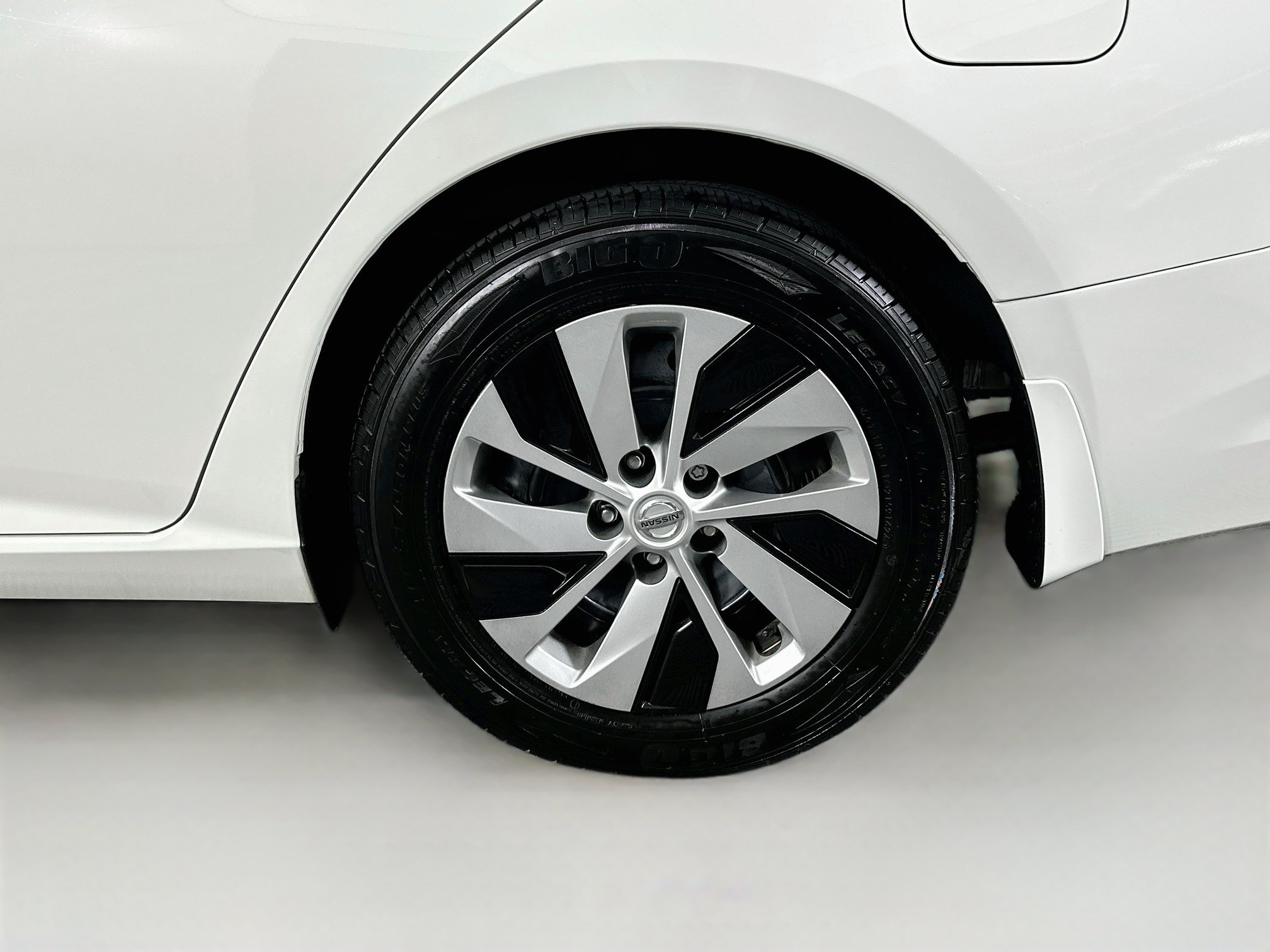 Used 2022 Nissan Altima 2.5 S FWD image 11