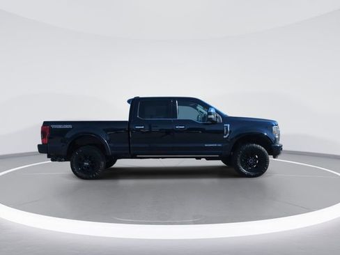 Used 2022 Ford F350 Platinum w/ Tremor Off-Road Package AWD/4WD image 9