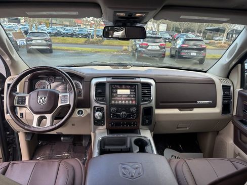 Used 2017 RAM 1500 Laramie w/ Convenience Group image 12