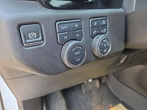 Certified 2025 Chevrolet Silverado 2500 High Country w/ Technology Package AWD/4WD image 11