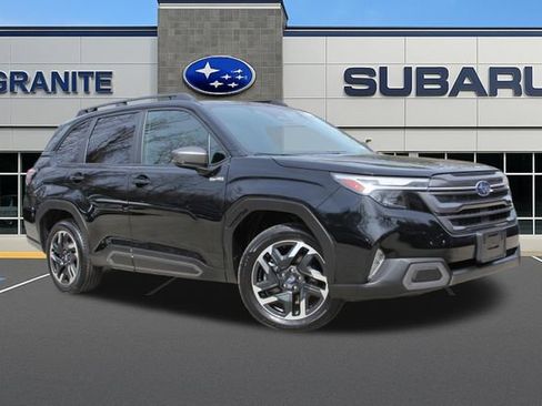 Certified 2025 Subaru Forester Limited AWD/4WD image 4