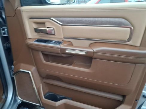 Used 2022 RAM 2500 Limited w/ Snow Chief Group AWD/4WD image 21