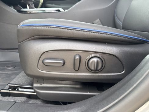 New 2026 Buick Envista Sport Touring w/ Convenience I Package FWD image 19