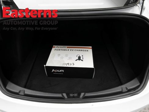 Used 2023 Tesla Model 3 Standard Range RWD image 9