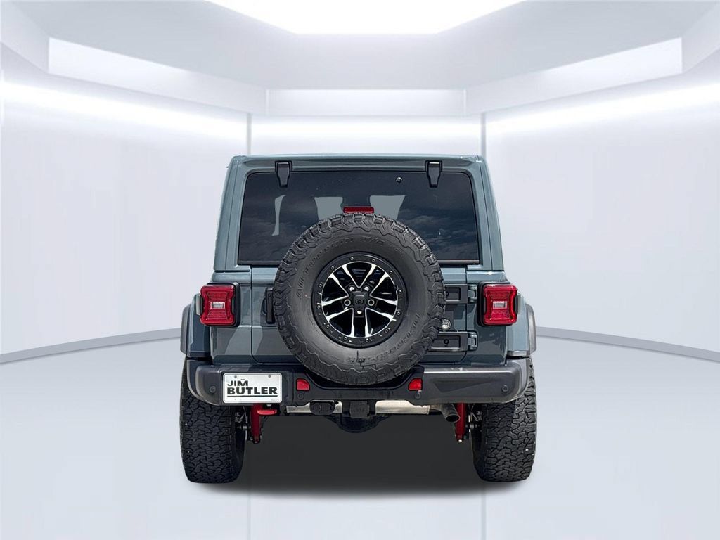 Used 2025 Jeep Wrangler Unlimited Rubicon AWD/4WD image 6