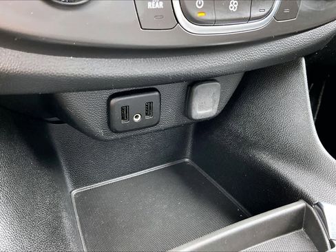 Used 2019 Chevrolet Traverse LS w/ LPO, Blackout Package FWD image 31