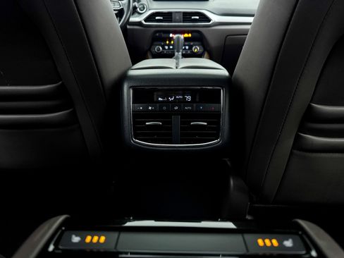 Used 2021 MAZDA CX-9 Signature image 21