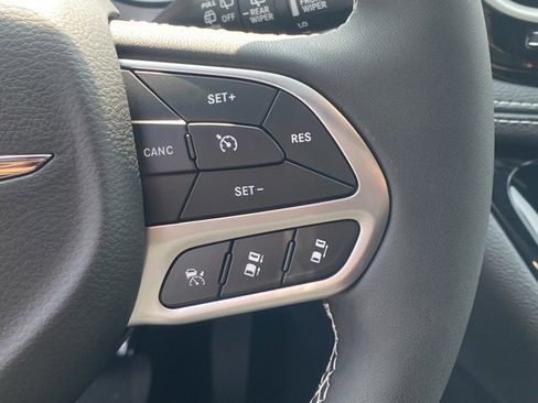 New 2026 Chrysler Pacifica Select image 19