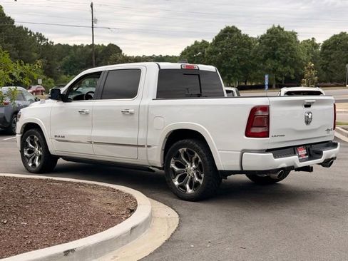 Used 2019 RAM 1500 Limited AWD/4WD image 9