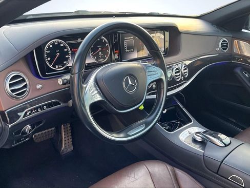 Used 2017 Mercedes-Benz S 550 Sedan image 14