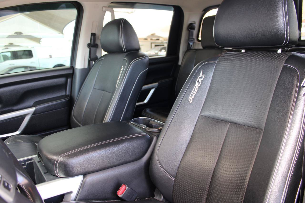 Used 2019 Nissan Titan PRO-4X w/ Pro-4x Convenience Package AWD/4WD image 13