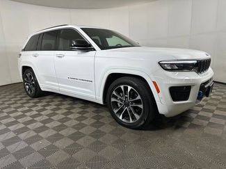 Used 2022 Jeep Grand Cherokee Overland video 2