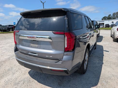 Used 2021 GMC Yukon SLT RWD image 3
