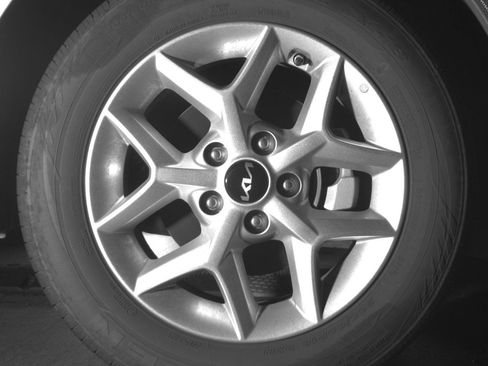 Used 2025 Kia Soul LX w/ LX Technology Package FWD image 13