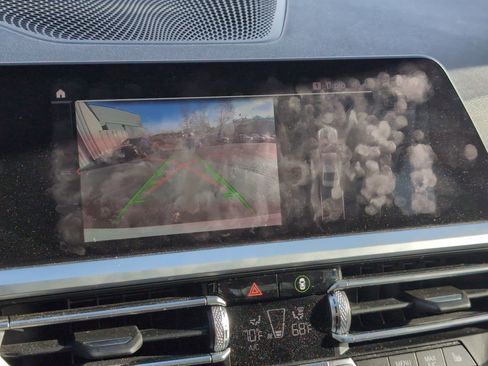 Used 2020 BMW 330i xDrive Sedan w/ Convenience Package image 22