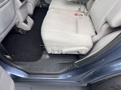 Used 2019 Toyota Highlander LE image 39