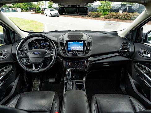 Used 2019 Ford Escape Titanium AWD/4WD image 21