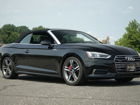 Used 2018 Audi A5 2.0T Premium Plus w/ Premium Plus AWD/4WD image 2