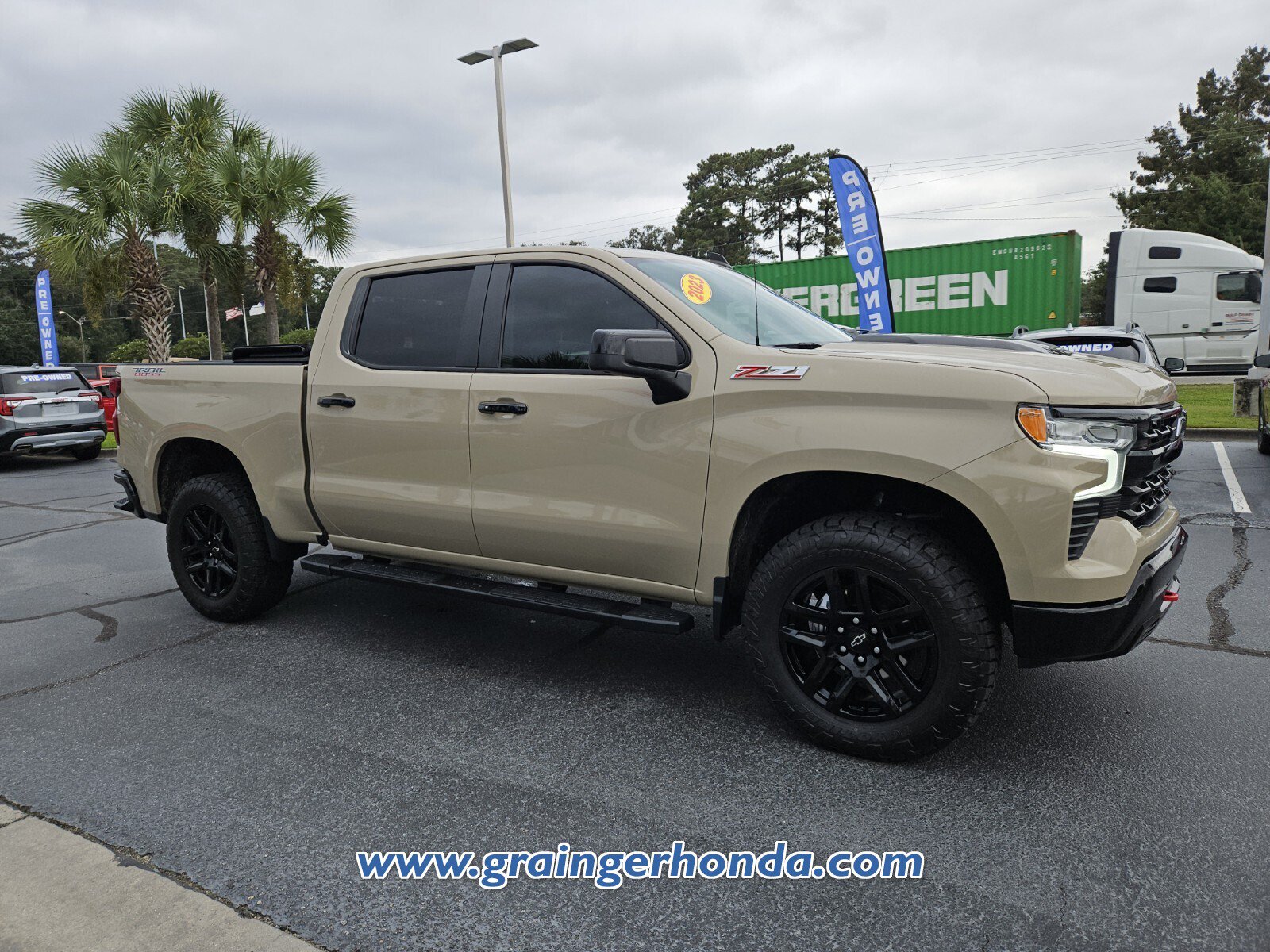 Used 2023 Chevrolet Silverado 1500 LT Trail Boss w/ Protection Package AWD/4WD image 7
