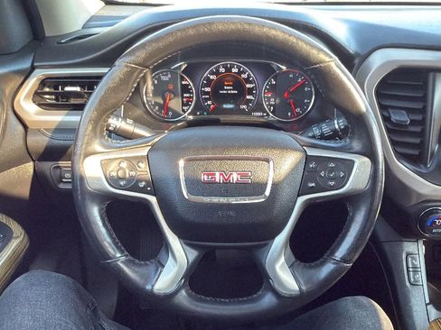 Used 2017 GMC Acadia Denali AWD/4WD image 10