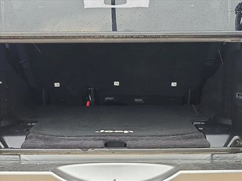 Used 2014 Jeep Wrangler Freedom Edition image 6