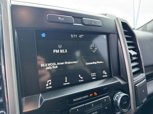 Used 2017 Ford F150 Lariat image 19