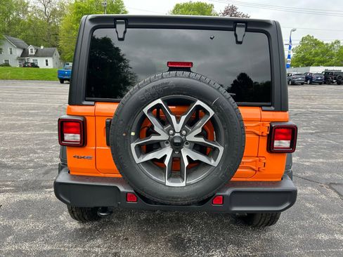New 2025 Jeep Wrangler Unlimited Sport S 4xe w/ Convenience Group AWD/4WD image 4