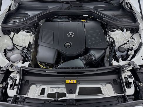 New 2026 Mercedes-Benz GLC 300 image 10