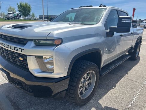 Used 2023 Chevrolet Silverado 2500 Custom w/ Custom Value Package AWD/4WD image 2