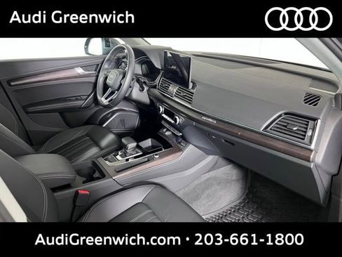 Used 2023 Audi Q5 2.0T Premium Plus w/ Premium Plus Package AWD/4WD image 10