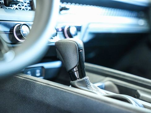 Used 2025 Honda Accord LX image 27