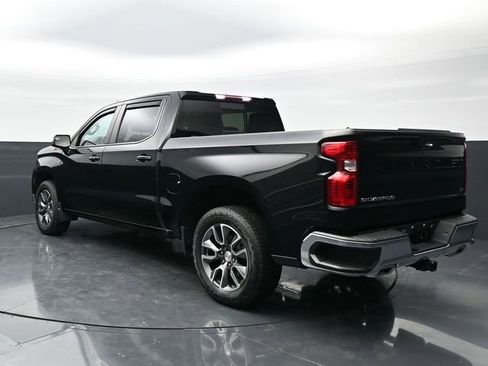 Used 2022 Chevrolet Silverado 1500 LT image 5