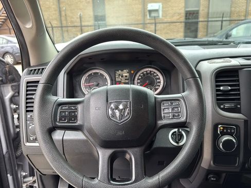 Used 2019 RAM 1500 Tradesman w/ Chrome Plus Package image 32