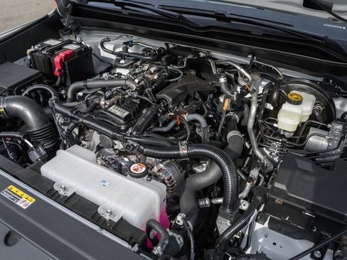 New 2025 Toyota Tacoma SR5 image 18