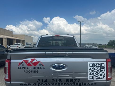 Used 2021 Ford F150 Lariat AWD/4WD image 4