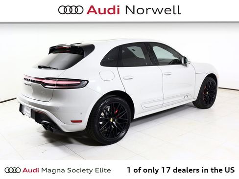 Used 2022 Porsche Macan GTS AWD/4WD image 17