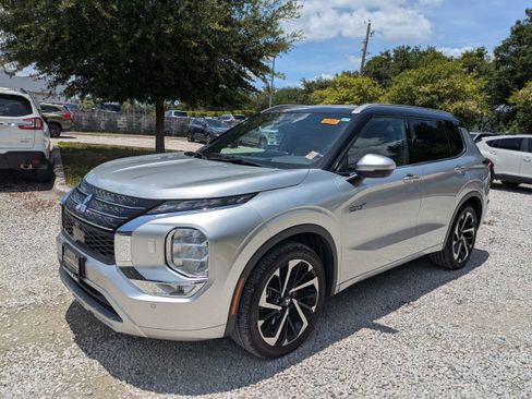 Used 2023 Mitsubishi Outlander SEL AWD/4WD image 7