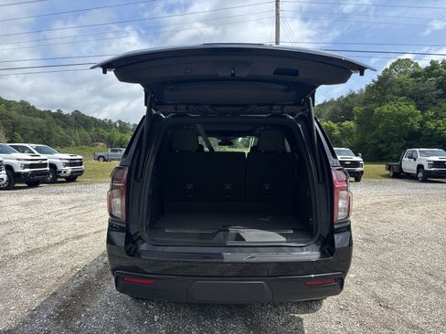 Used 2023 Chevrolet Tahoe Z71 w/ Luxury Package AWD/4WD image 27