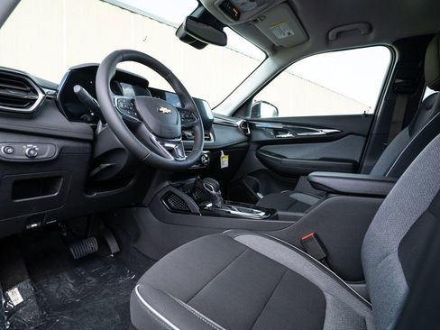 New 2026 Chevrolet TrailBlazer LT w/ Convenience Package image 13