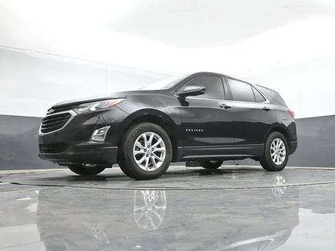 Used 2020 Chevrolet Equinox LT FWD image 40