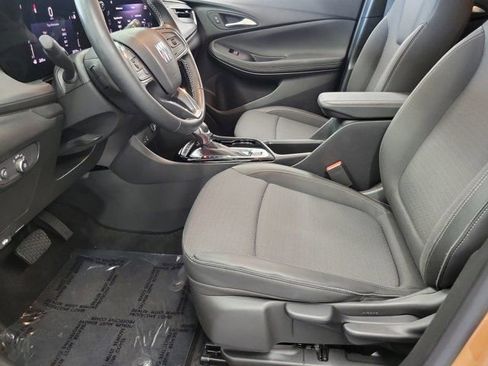 Used 2024 Buick Encore GX Preferred FWD image 22