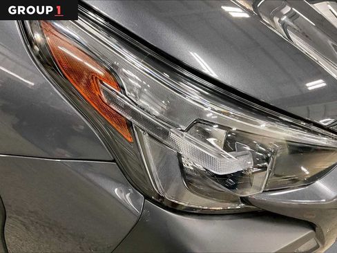 Used 2025 Subaru Outback Premium AWD/4WD image 27
